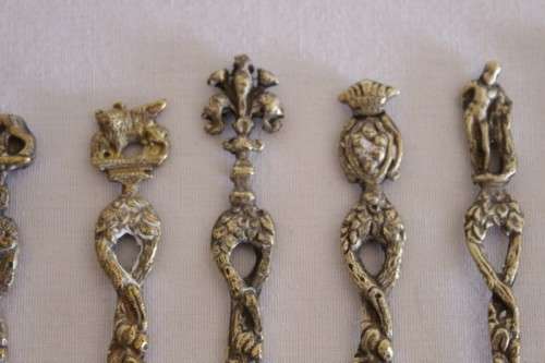 A wonderful set of 6x rare antique Italian made "Alpak" silver plate Roman themed figural spoons