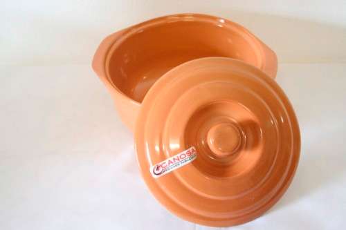 A lovely Canosa oven dish for veggies, meats, lasagne etc!!! Very versatile in the kitchen!!