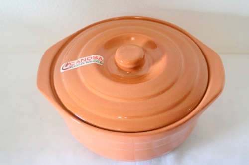 A lovely Canosa oven dish for veggies, meats, lasagne etc!!! Very versatile in the kitchen!!