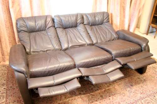 **RS17_Clearance** XL - 2,08cm long genuine leather 3-seater reclining couch in great condition!!