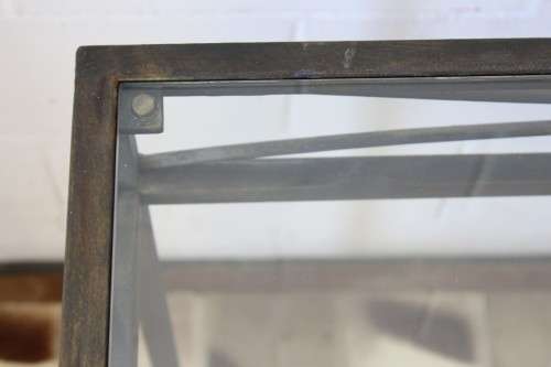 **RS17** A fantastic wrought iron console/ hallway table w/ a glass top and a modern stylish design