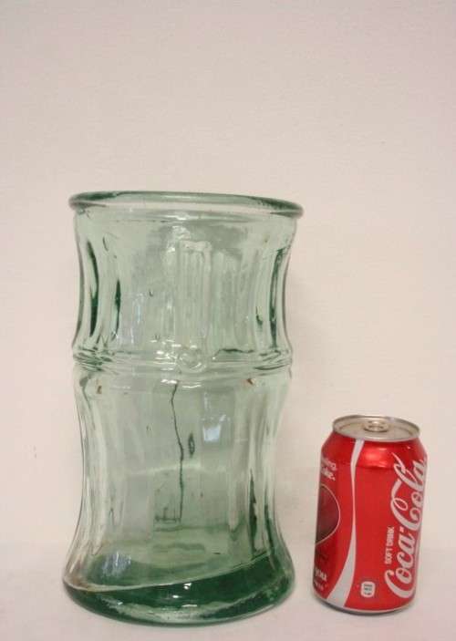 **RS17** A lovely large vintage pale green hand made vase. perfect for larger flowers.