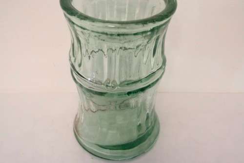 **RS17** A lovely large vintage pale green hand made vase. perfect for larger flowers.