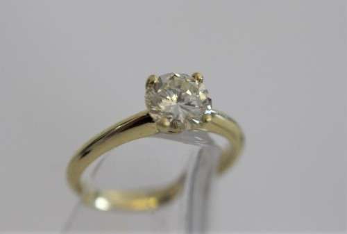 *Price reduced!* 18ct yellow gold and diamond ring with a 1.3ct round brilliant-cut diamond!!!