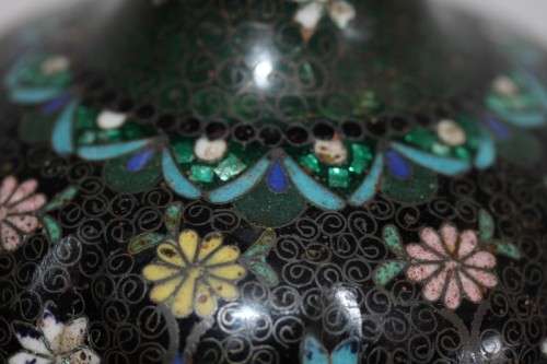 A magnificent and rare antique Chinese cloisonné enamelled vase with exceptional detailing