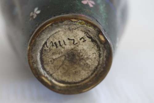 A magnificent and rare antique Chinese cloisonné enamelled vase with exceptional detailing