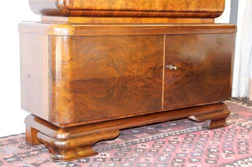 **RS17_Clearance** ART DECO (c.1930) walnut show cabinet w/ rounded corners & sliding glass doors