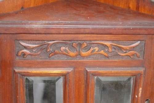 A stunning antique solid oak bathroom corner vanity cabinet w/ bevelled mirrors and carved detailing