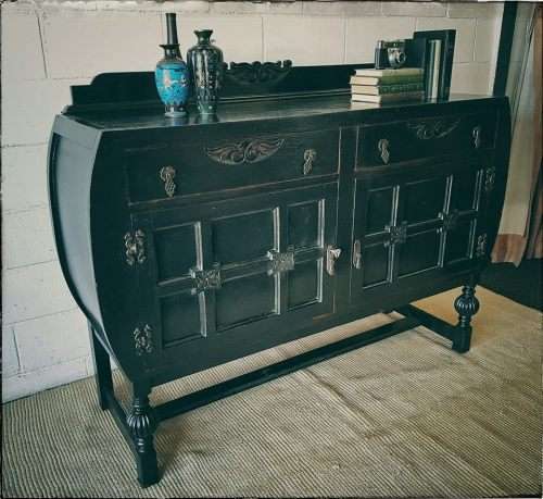 **RS17_Clearance** Gorgeous black Oriental sideboard/ buffet w/ styled handles & hinges & cupboards