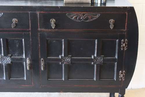 **RS17_Clearance** Gorgeous black Oriental sideboard/ buffet w/ styled handles & hinges & cupboards