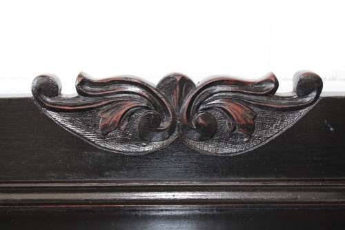 **RS17_Clearance** Gorgeous black Oriental sideboard/ buffet w/ styled handles & hinges & cupboards