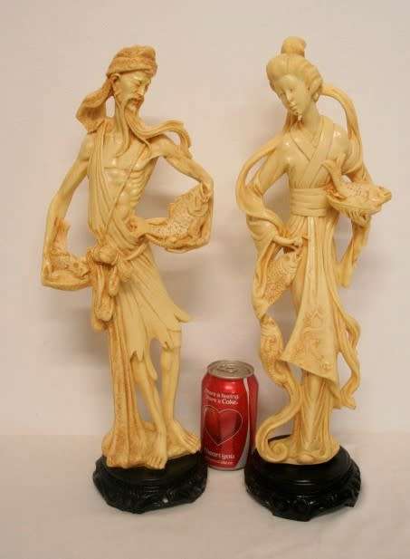 **RS17** 2 large ornamental Japanese themed oxylite figurines on black bases, fabulous on display