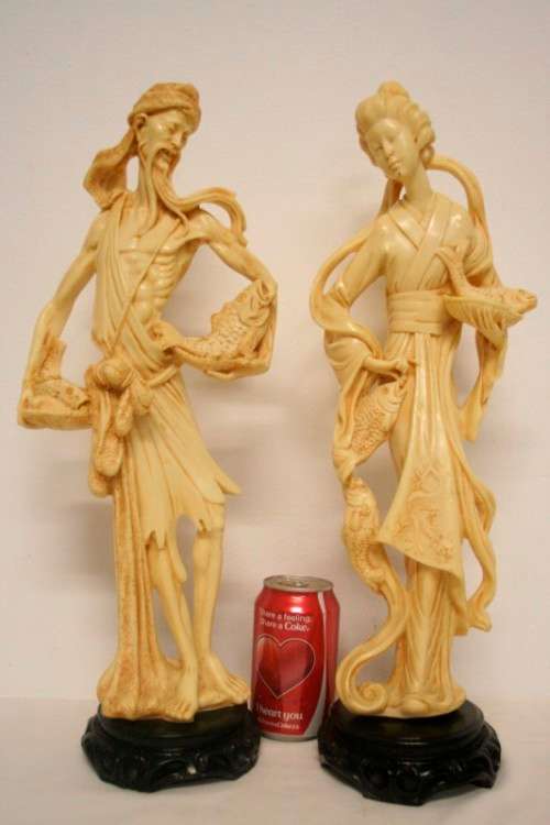 **RS17** 2 large ornamental Japanese themed oxylite figurines on black bases, fabulous on display