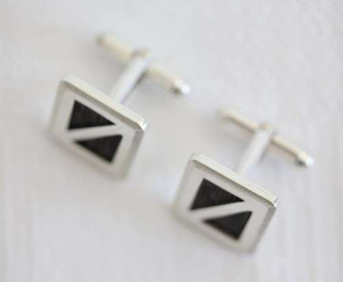 A stunning pair of gents vintage sterling silver (925) bullet-back cuff links in great condition