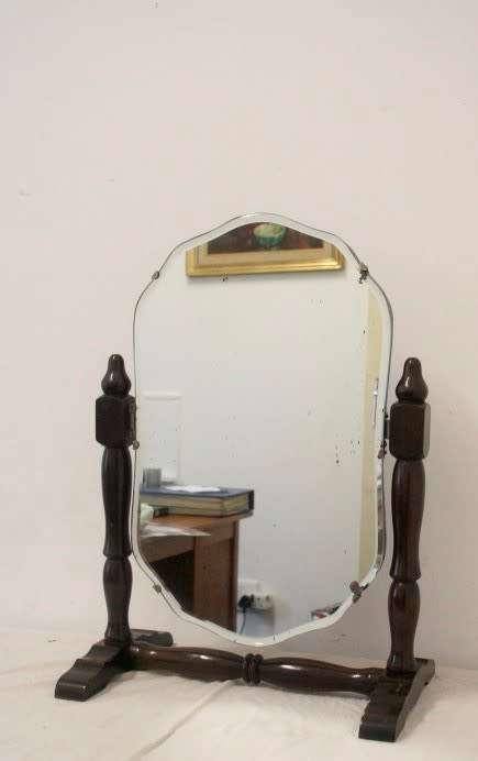 An amazing and beautifully made vintage solid wooden (tilting) dressing table vanity mirror