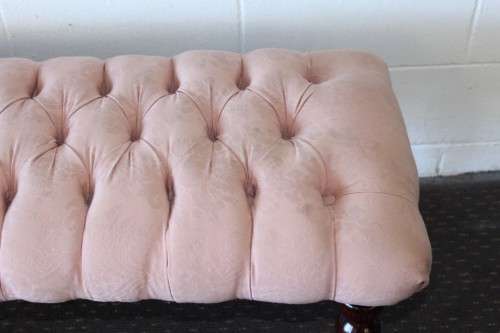 A beautiful vintage Victorian-styled deep-button "bed end" bench upholstered in a dusty pink fabric!