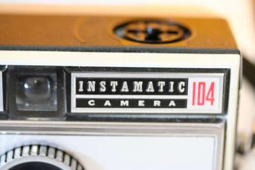A stunning vintage (1960s 1970s) Kodak instamatic 104 camera in original box.