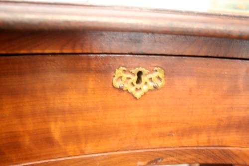 An exquisite vintage solid Imbuia ball & claw dressing table w five drawers & ornate brass handles