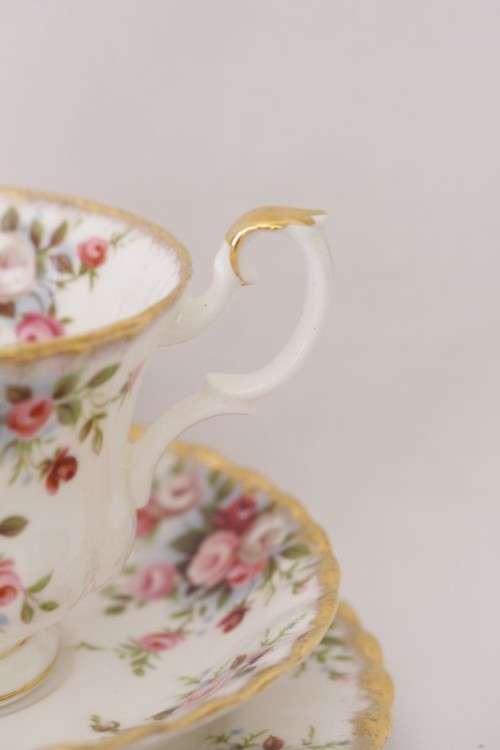 **RS17** Gorgeous vintage Royal Albert bone china trio in the exquisite Cottage Garden pattern