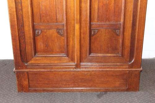 **RS17_Clearance** Antique Edwardian double-door wardrobe w/ hand carvings and brass embellishments