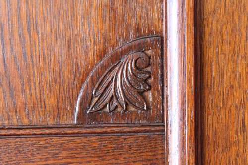 **RS17_Clearance** Antique Edwardian double-door wardrobe w/ hand carvings and brass embellishments