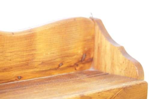 **RS17** A stunning solid oregon wall shelf/ display shelf/ book shelf in awesome condition