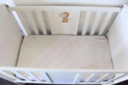 **RS17_Clearance** Awesome white baby's cot with a drop-side and a mattress - perfect for nursery!!