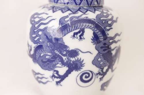 An awesome collection of assorted oriental porcelain ornaments incl. a tall vase, ginger jar & more