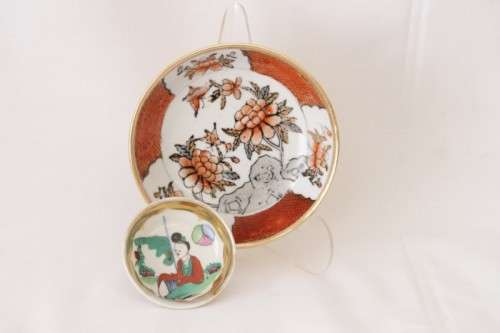 An awesome collection of assorted oriental porcelain ornaments incl. a tall vase, ginger jar & more