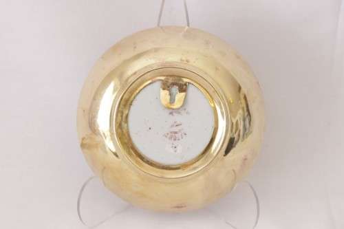 An awesome collection of assorted oriental porcelain ornaments incl. a tall vase, ginger jar & more