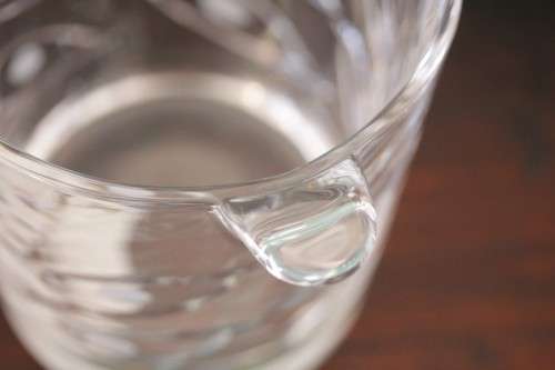 A magnificent modern designed Bohemia hand-cut Vitria lead crystal 1200ml ice bucket - pristine!!