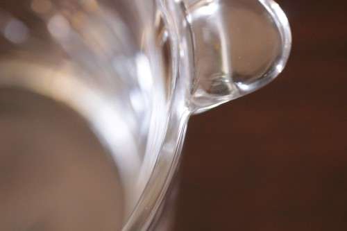 A magnificent modern designed Bohemia hand-cut Vitria lead crystal 1200ml ice bucket - pristine!!