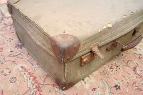 **RS17** An amazing vintage travel case - ideal for extra storage in the house or as a display piece