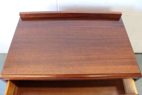 A beautiful vintage Teak 4-drawer chest of drawers w/ gorgeous period style handles