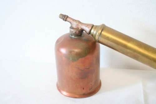 **RS17** An awesome vintage copper and brass Rega plunger style spray can, great on display.