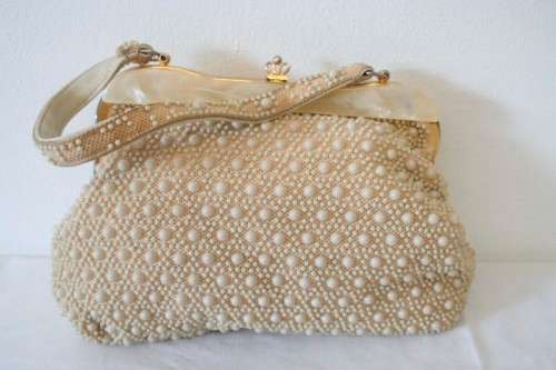 3 beautiful vintage ladies evening clutch/ bag incl an Australian Glomesh clutch. One price for all