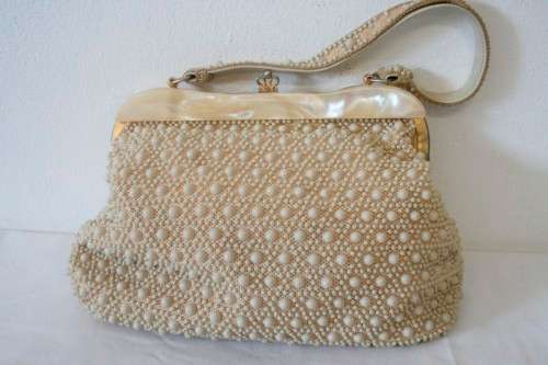 3 beautiful vintage ladies evening clutch/ bag incl an Australian Glomesh clutch. One price for all