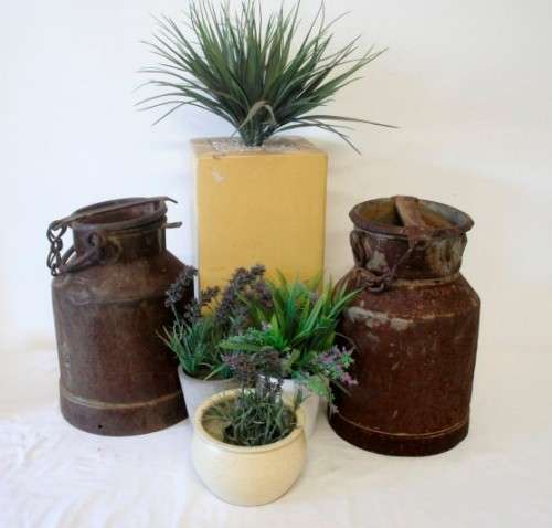 Two awesome rustic vintage 5 litre cream/ milk canister with loads of charm & character. price/can