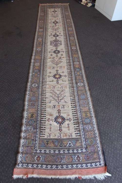 A beautiful long (4 meter) traditional Turkish Qashqai tribal "runner" Persian carpet w/ deer motifs