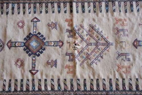A beautiful long (4 meter) traditional Turkish Qashqai tribal "runner" Persian carpet w/ deer motifs