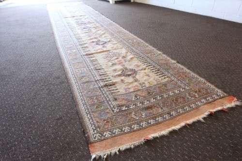 A beautiful long (4 meter) traditional Turkish Qashqai tribal "runner" Persian carpet w/ deer motifs