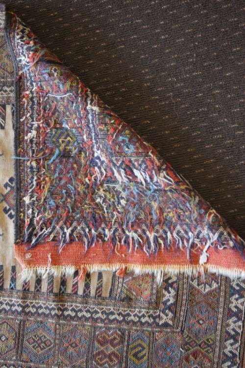 A beautiful long (4 meter) traditional Turkish Qashqai tribal "runner" Persian carpet w/ deer motifs