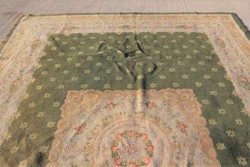 **RS17** A large vintage European made thick pile carpet/ rug in green & cream w/ pink detailing