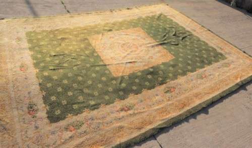 **RS17** A large vintage European made thick pile carpet/ rug in green & cream w/ pink detailing