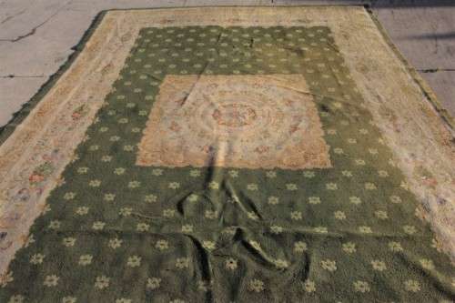 **RS17** A large vintage European made thick pile carpet/ rug in green & cream w/ pink detailing