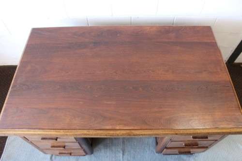 **RS17_Clearance** Vintage solid partridge wood 6-drawer executives desk in wonderful condition