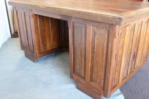 **RS17_Clearance** Vintage solid partridge wood 6-drawer executives desk in wonderful condition
