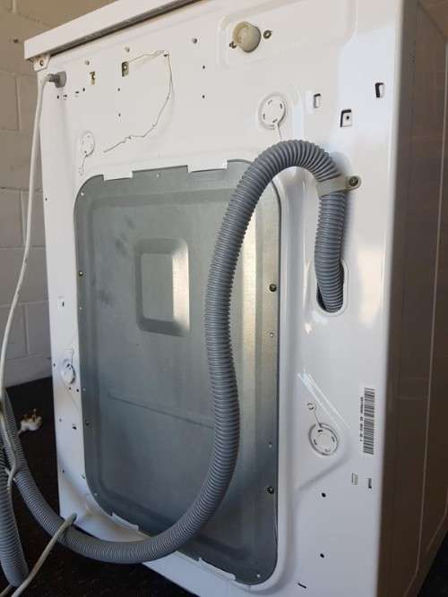 An awesome white LG Intellowasher 7.2kg front loader washing machine model: WD-10160F