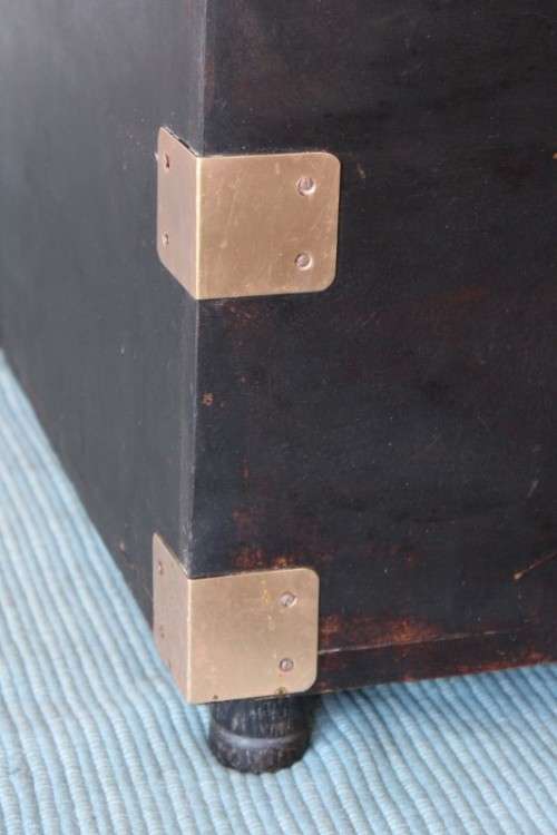 An impressive (large) original Coricraft solid wooden centre coffee table kist with loads of storage