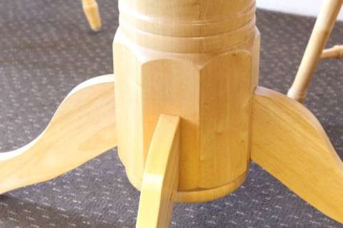 A stunning solid beech wood oval dining table with four gorgeous matching beech wood dining chairs